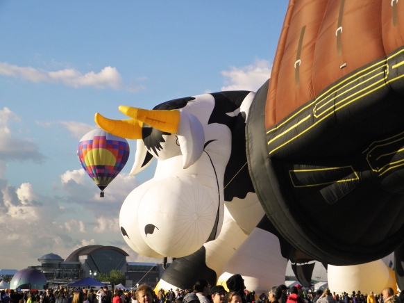 Albuquerque Balloon Fiesta Special Shapes Airabelle the Flying Cow