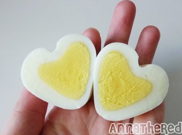 heart shaped boild eggs